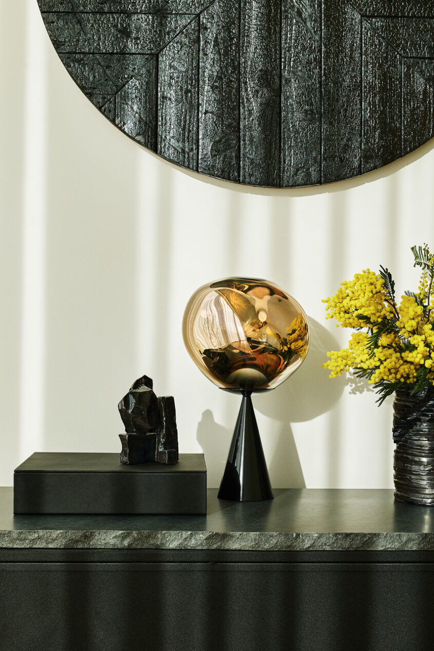 2023-01-16_TOM_DIXON_OPD4613 - MELT Cone Fat Table Gold