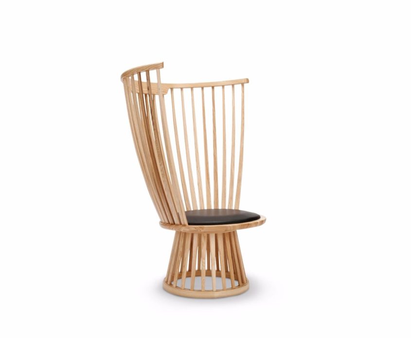 fac01na_fan_chair_natural_angle_v2